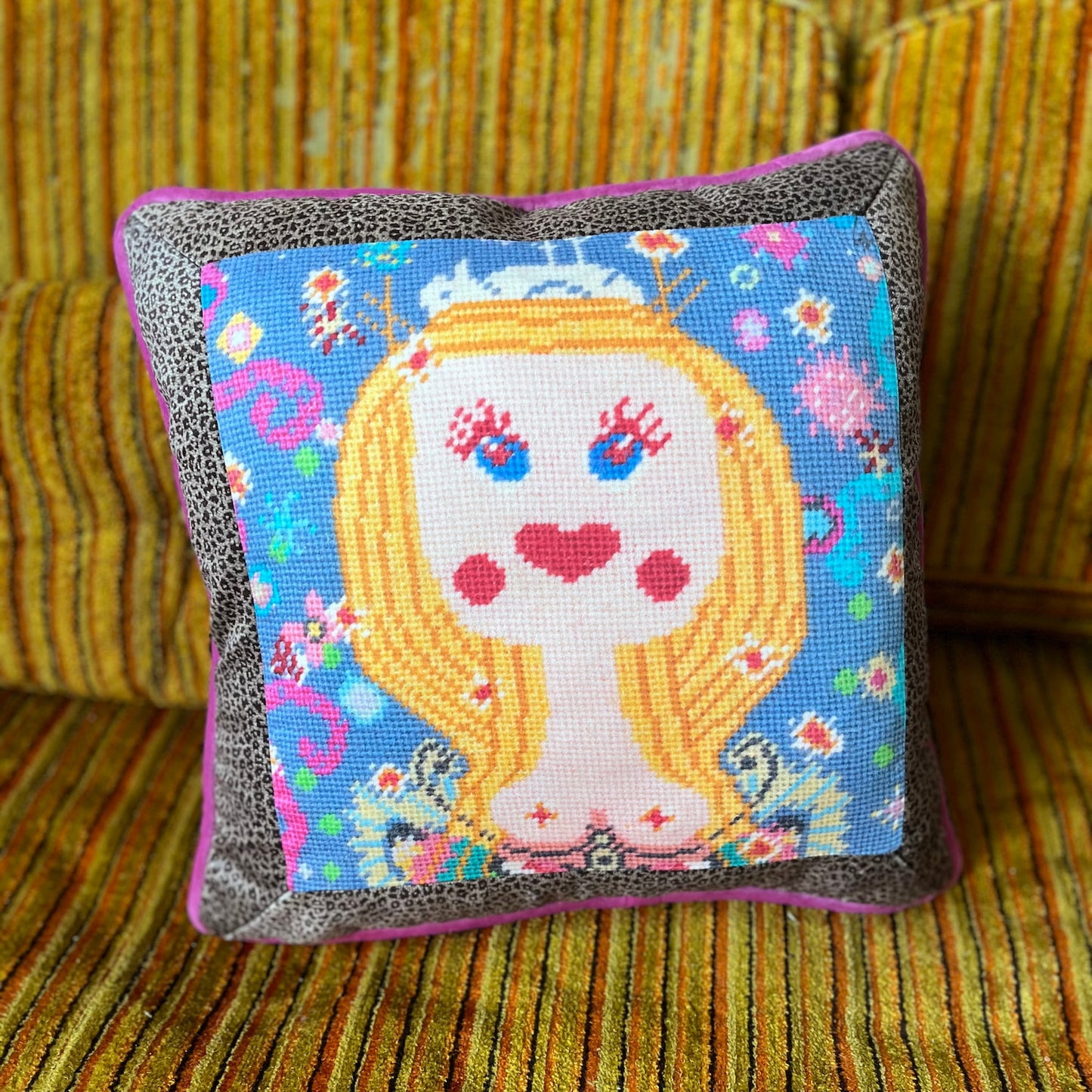 BLONDIE & THE BIRD organic cotton sateen pillow