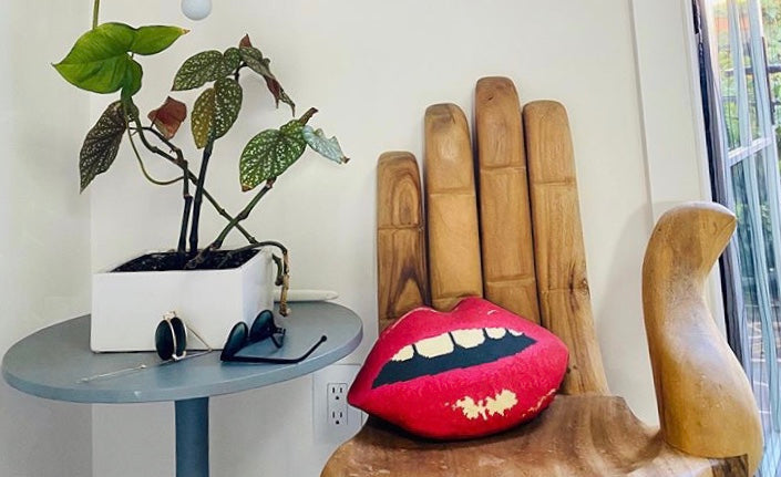24" velvet red lips sculpted pillow