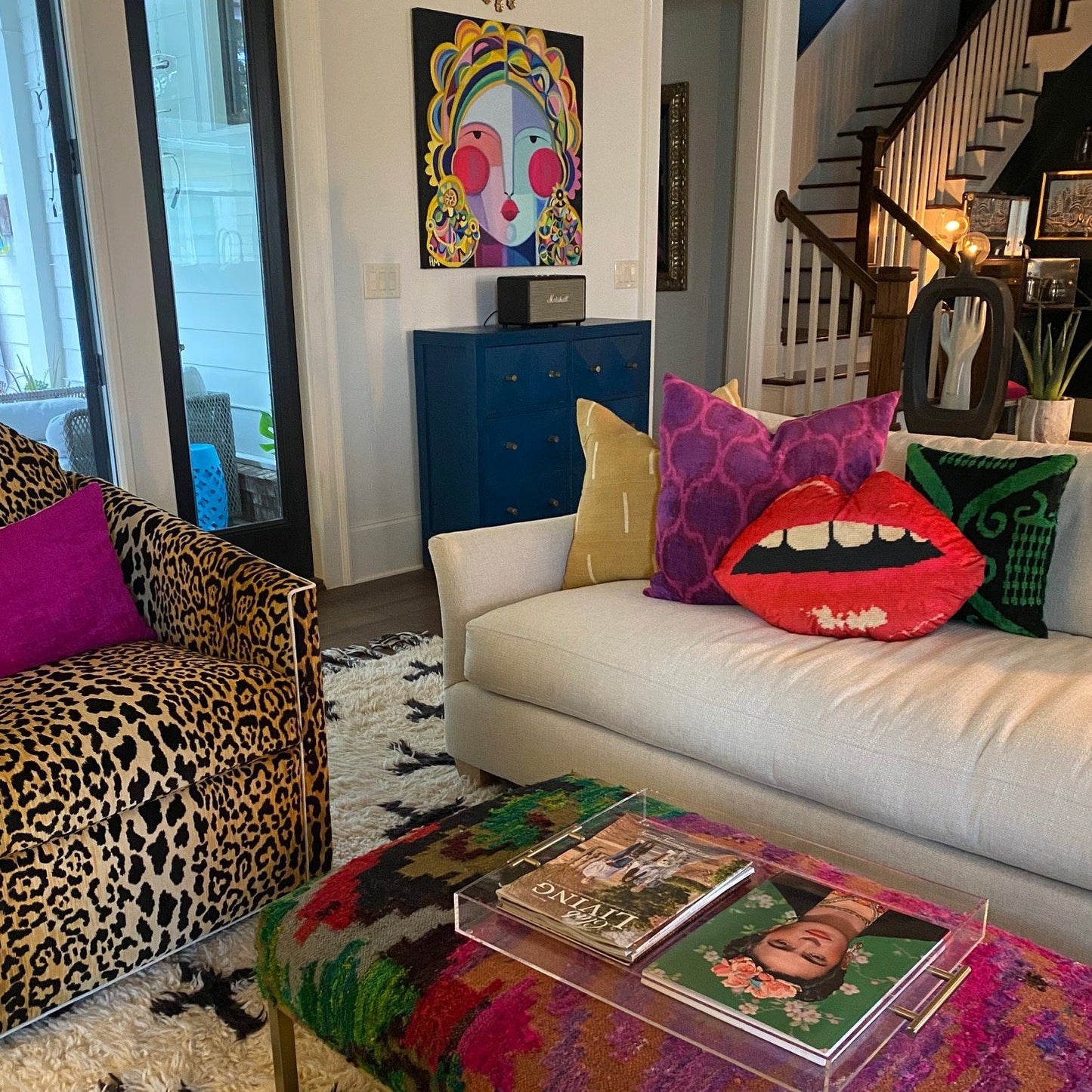 24" velvet red lips sculpted pillow