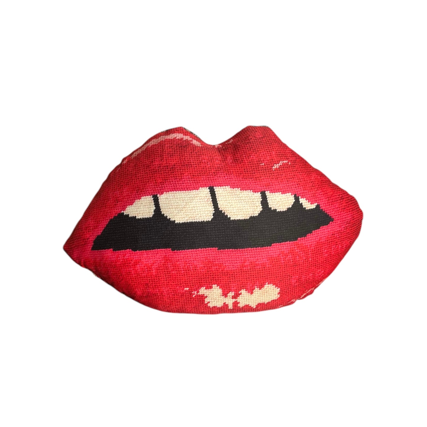 organic cotton sateen EMBRASSE MOI sculpted lips pillow