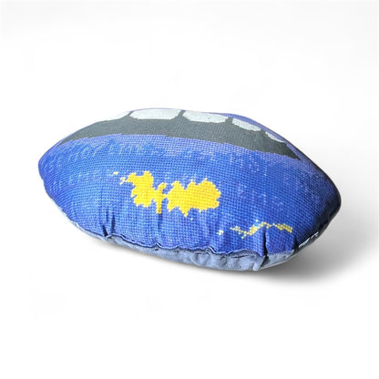 kissed differently blue violet POUTI organic cotton sateen lips