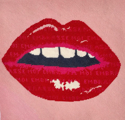 made-to-order EMBRASSE MOI large print