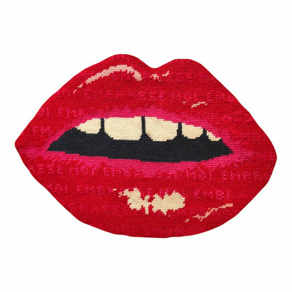 made-to-order EMBRASSE MOI large print