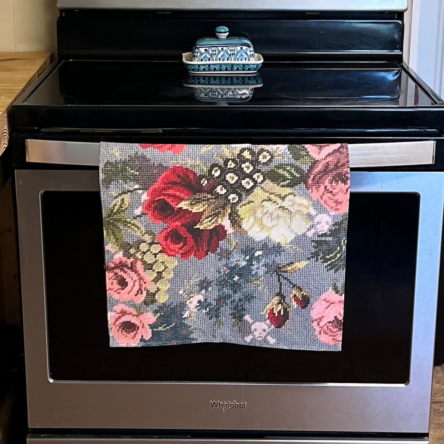 SKULL FLEUR tea towel