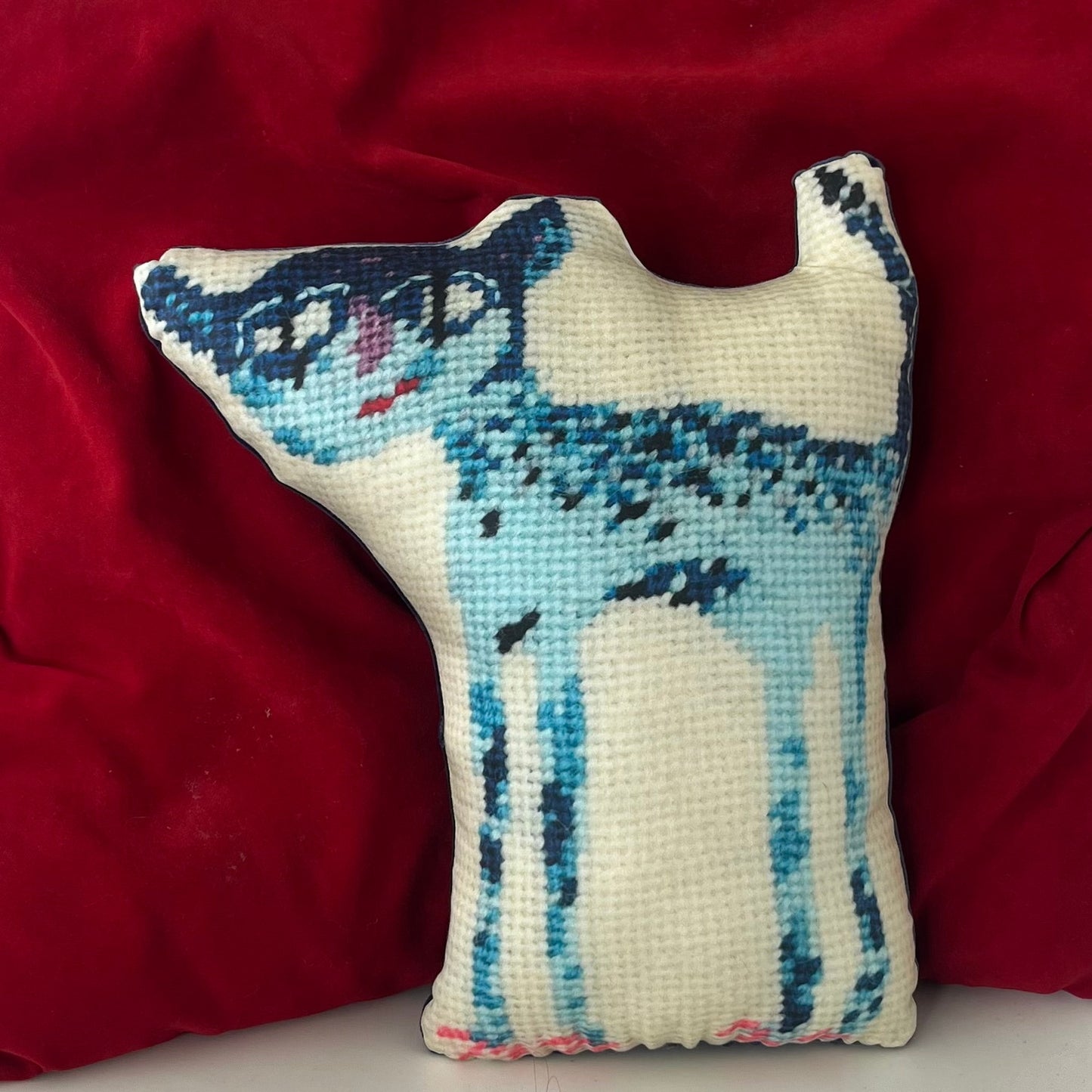 organic cotton sateen TOM E TOES blue cat sculpted pillow