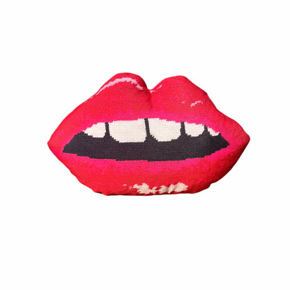outdoor-friendly RED POUT sculpted lips pillow