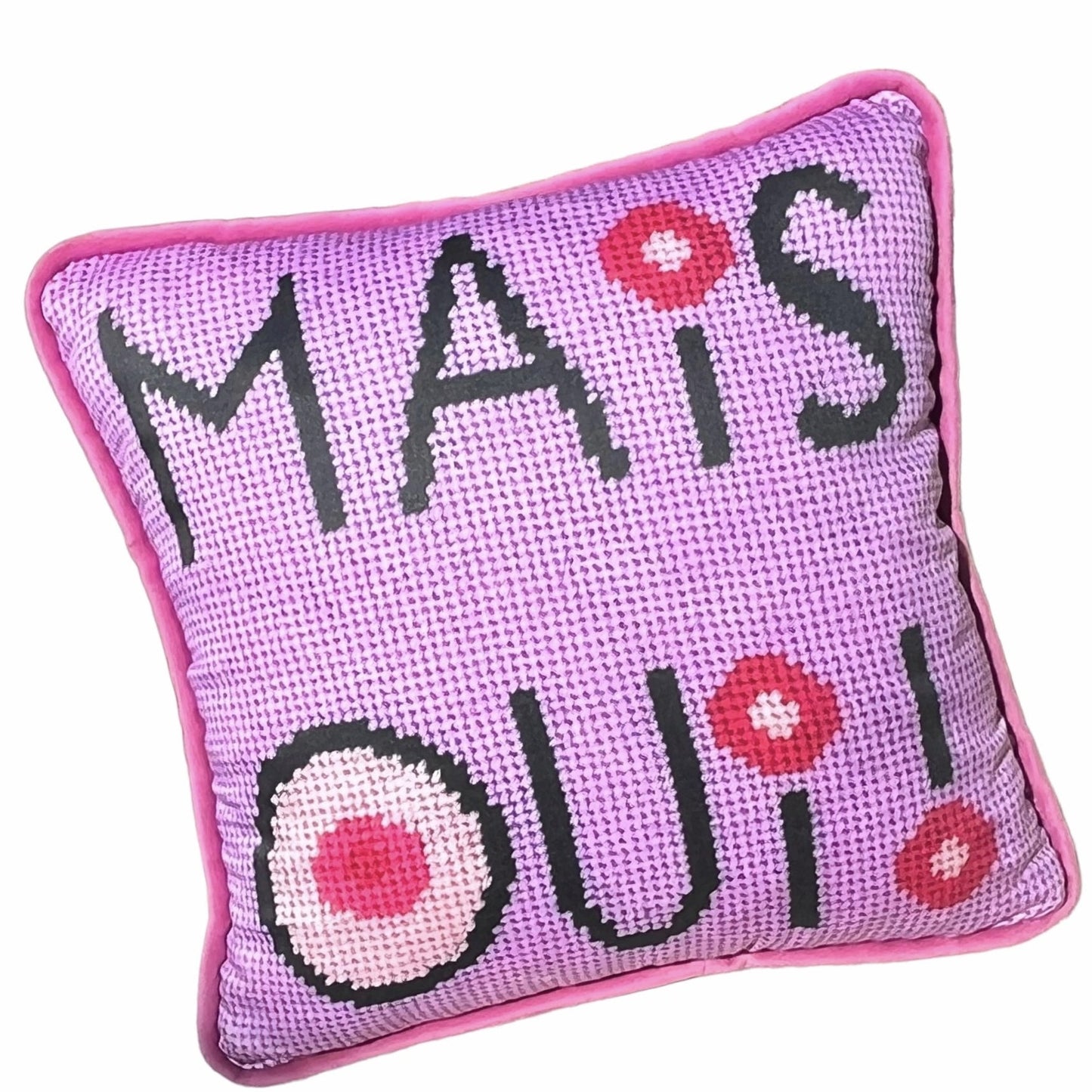 mais oui black stacked text with I dot and O that have cream colored centers with pink circles. Lavender pick background.